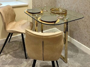 Dining - Oasis Boutique - UK51036 (Bowness-on-Windermere)