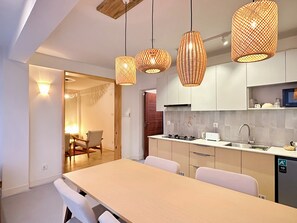 Fridge, microwave, stovetop, coffee/tea maker - Fully furnished 1BHK apartment near Patan Durbar square. Peaceful and Comfort (Lalitpur)