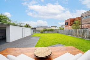 Terrace/patio - Dromana House | 300m to Beach | Big Backyard (Dromana)