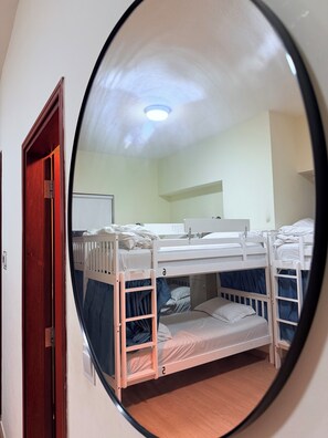 Luxury-Apartment, Balkon, Blick auf den Jachthafen | Kostenloses WLAN