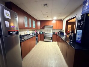 Luxury Apartment, Balcony, Marina View | Private kitchen | Full-size fridge, microwave, oven, stovetop - WaHa WoW (Dubai)
