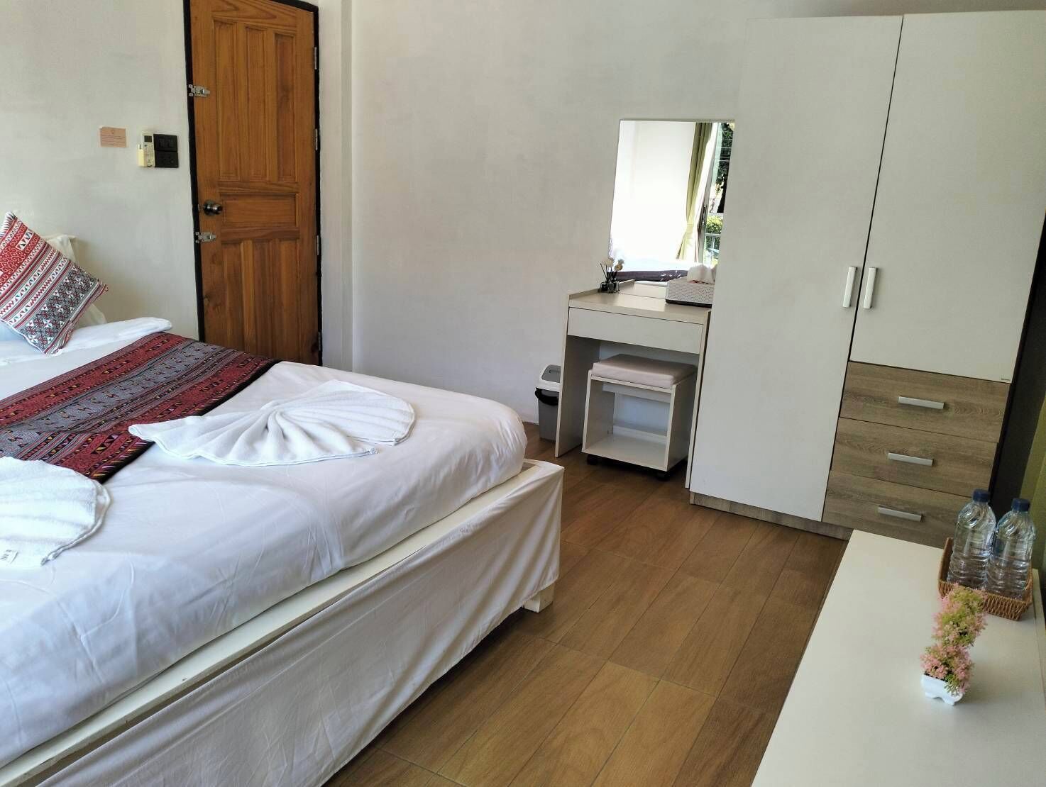 Room, Non Smoking, Pets Not Allowed | Desk, laptop workspace