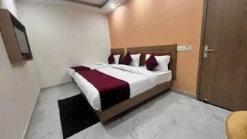 Deluxe Double Room | Free WiFi
