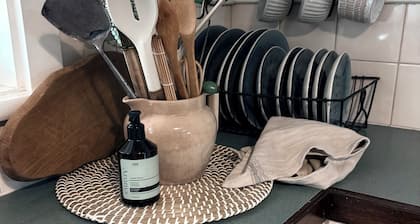 Bespoke weekend cottage