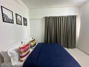 2 bedrooms, free WiFi - 2BR Service apartment C - 1207 Malad by Florastays (Mumbai)