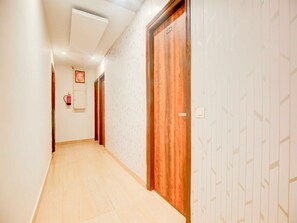 House | Interior - Collection O Chandigarh Road Royal Woods (Dera Bassi)