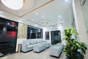 Reception - BUDDHA DHAM (Vrindavan)