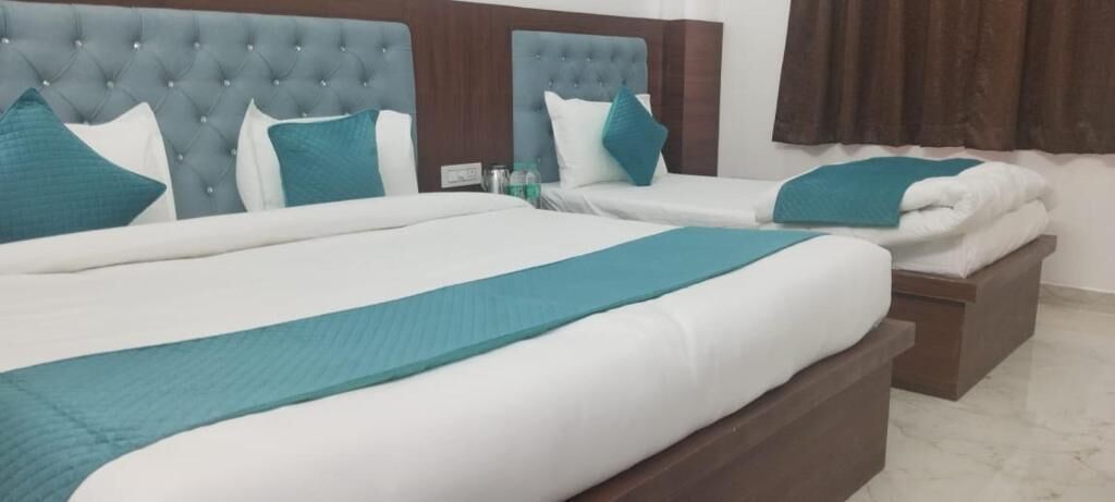 In-room safe, soundproofing, iron/ironing board, free WiFi