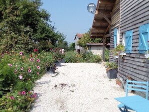 Property grounds - Fachwerkhaus "Charme by Interhome (Montier en Der)