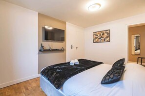 3 bedrooms, iron/ironing board, travel crib, WiFi - MM Suites City House Cathédrale (Reims)