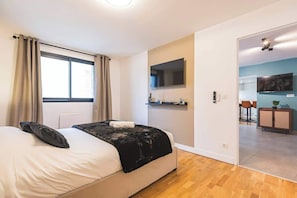 3 Schlafzimmer, Schreibtisch, WLAN, Bettwäsche