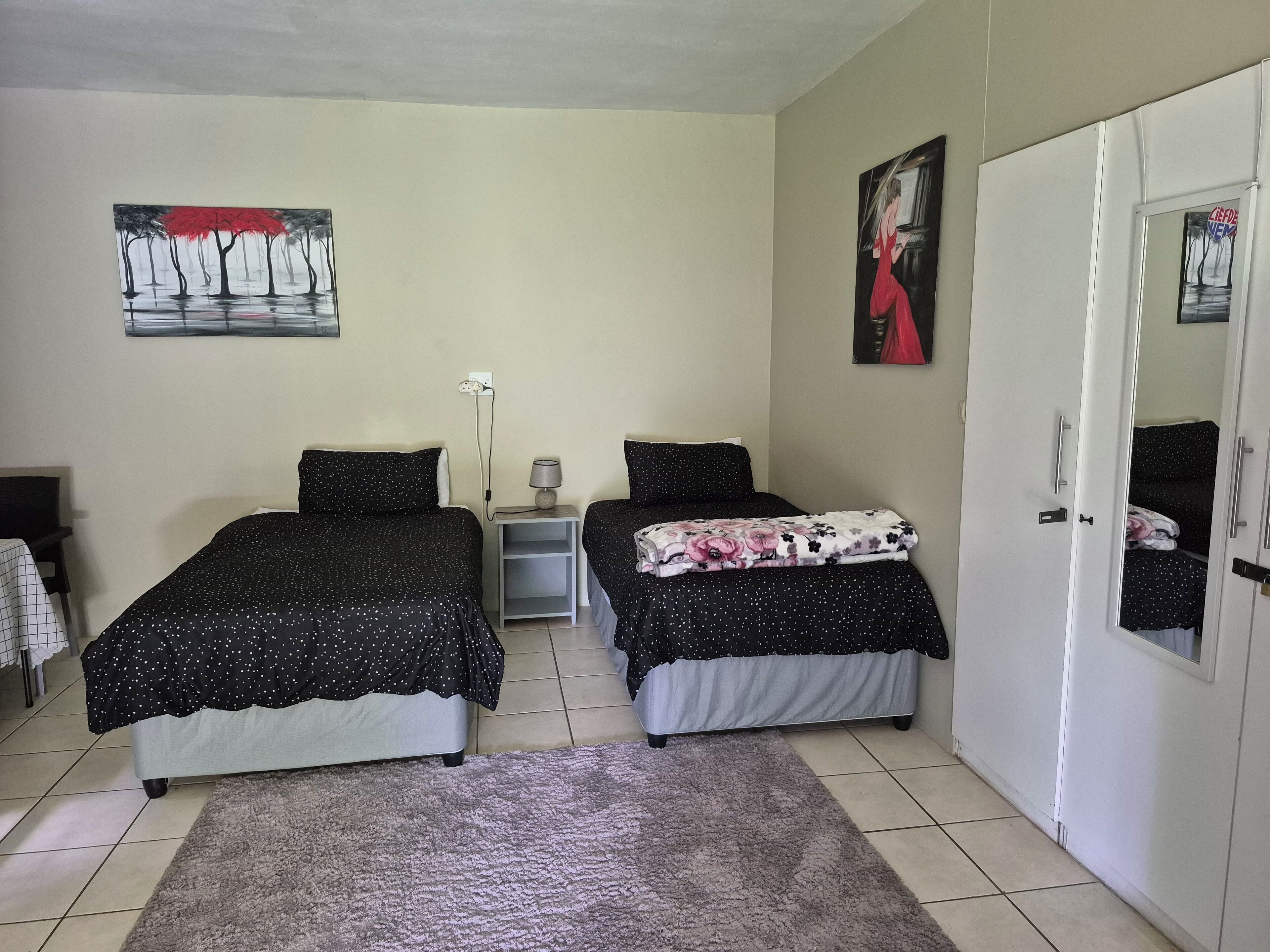 1 bedroom, desk, iron/ironing board, free WiFi