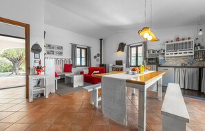 Dining - Stunning home in Orosei with WiFi (Orosei)