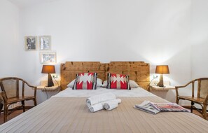 Free WiFi - Stunning home in Orosei with WiFi (Orosei)
