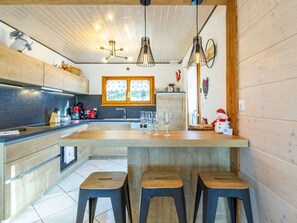 Kühlschrank, Kochgeschirr/Geschirr/Besteck