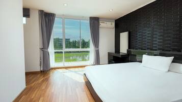 Tabla de planchar con plancha y wifi gratis