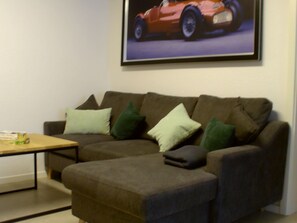 TV - Beautiful vacation apartment in Schieder- Schwalenberg, cycling, hiking, lake FeWo 3 (Schieder-Schwalenberg)