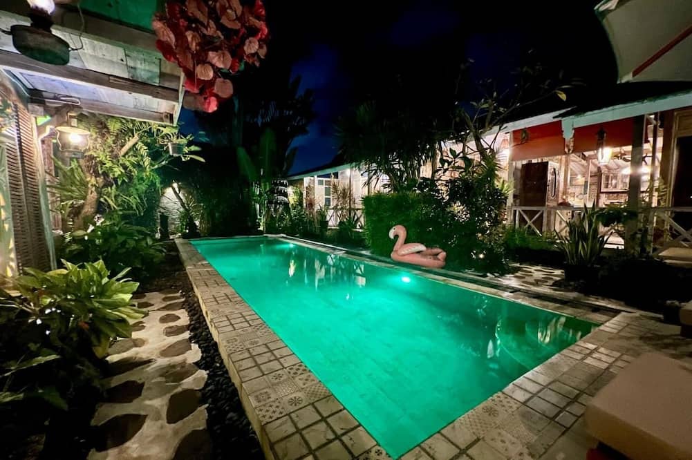 Wooden Cabin in Jimbaran