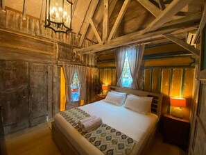 Basic Room, 1 Queen Bed | Free WiFi - Wooden Cabin in Jimbaran (Jimbaran)
