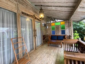 Deluxe kamer, 1 kingsize bed | Terras