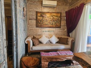 Deluxe Room, 1 King Bed | Living area - Wooden Cabin in Jimbaran (Badung)
