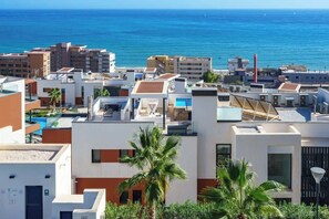 Exterior - Mediterranean Views Apartment in Exclusive El Higueron (Málaga)