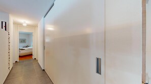 Interior - Spacious 4. (Samedan)