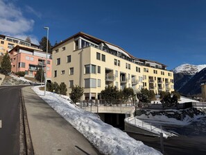Exterior - Spacious 4. (Samedan)