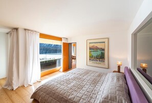 3 bedrooms, desk, iron/ironing board, free WiFi - Holiday home on the popular Via Tinus above St. (St. Moritz)