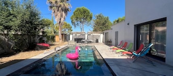 Contemporary villa with all comforts, perfect for family stays!