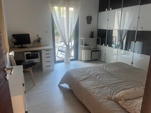 6 Schlafzimmer, Bügeleisen/Bügelbrett, kostenloses WLAN, Bettwäsche