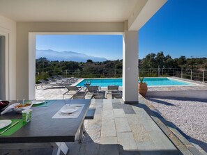 Outdoor dining - Villa vacanze "Agave Creta" con piscina privata by Interhome (Almyrida)