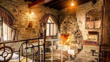 Quarto casal luxo, varanda, vista para o jardim | Parte interna