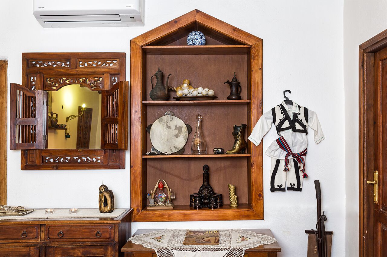 Rom – deluxe, 1 soverom | Safe på rommet, individuelt dekorert, individuelt innredet og lydisolert