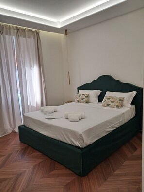 Comfort Room | In-room safe, free WiFi - Sistina Home Collection (Rome)