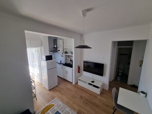 Interior - Sunshine Amadora, abundant natural light and an atmosphere of incomparable serenity. (Amadora)