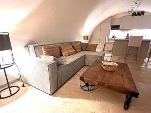 Living area - Originelle Maisonettewohnung im historischen Zentrum by Interhome (Saint-Tropez)