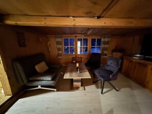 Televisión, chimenea