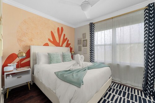 Steps to Bayshore! 3 Min to TGH, Downtown Tampa - Cozy 1 bedroom Apt