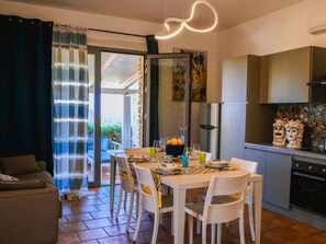 Kitchen / Dining Room - Wohnung in Balestrate mit Schwimmbad und Meerblick by Interhome (Balestrate)