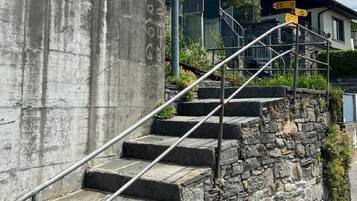 Enceinte de lâhĂ©bergement