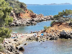 Beach - in Strandnähe by Interhome (Bandol)