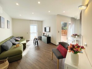 TV - Provenzalisches Landhaus am Meer in ruhiger Lage. by Interhome (Bandol)