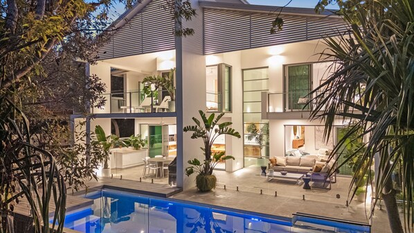 Pool - Luxe on North Point - Beachfront (Kingscliff)