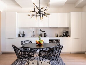 Dining - Außergewöhnliche Wohnung am Hafen by Interhome (Saint-Tropez)