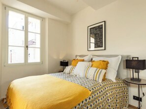 2 bedrooms, Internet - Außergewöhnliche Wohnung am Hafen by Interhome (Saint-Tropez)