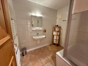 Towels - Wohnung Alpinresort Kaprun top 3 by Interhome (Kaprun)