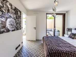 1 bedroom, Internet - Schicke und moderne Wohnung im Stadtzentrum by Interhome (Saint-Tropez)