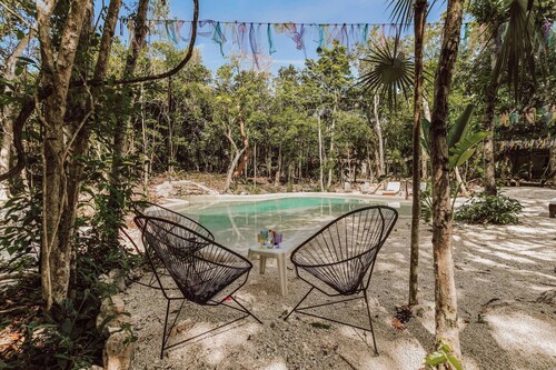 Room-casa Arkaana Jungle Ecocasita Share