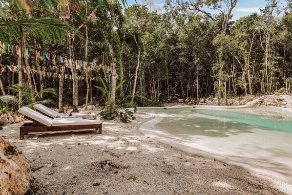 Shared Dormitory, 1 Bedroom, Garden View | Beach